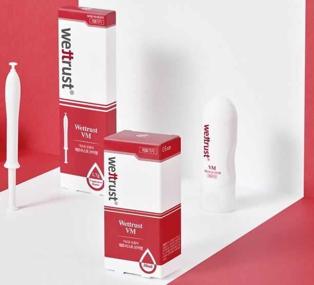 disposable syringe type vaginal moisturizer WETTRUST VM  providing relief from the symptoms of menopausal and post-menopausal vaginal dryness and also supporting natural lubrication