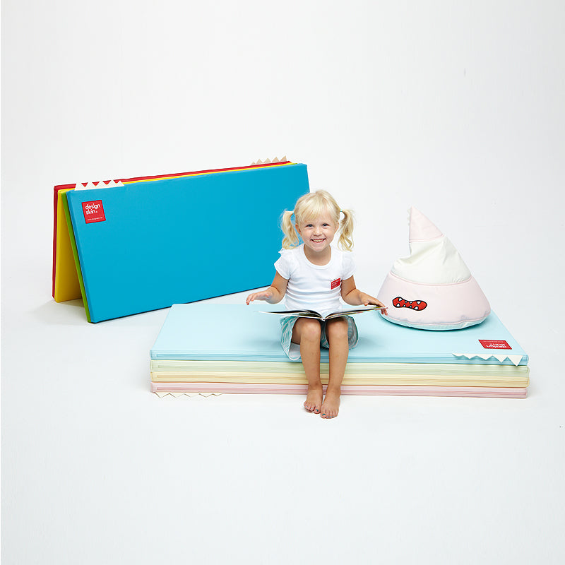 Transformable 47.2 Candy Play Mat, Milk Color